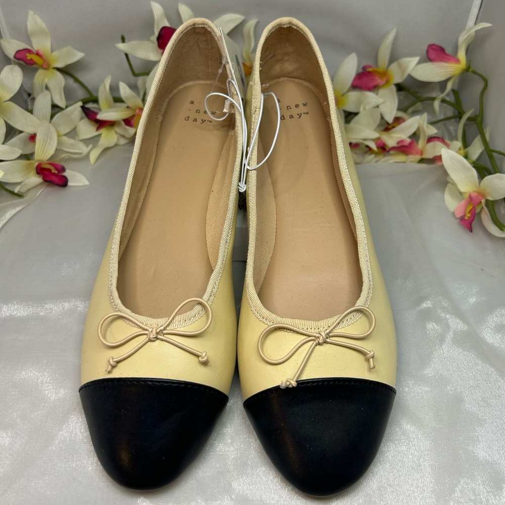 a New Day two tone flat